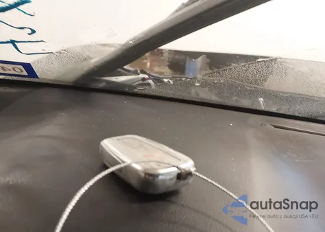 2020 Toyota Rav4 Xle Premium z USA, uszkodzony, nr VIN 2T3C1RFV1LC057617